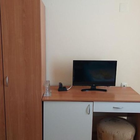 פרימורסקו Ivanovi Guest House מראה חיצוני תמונה